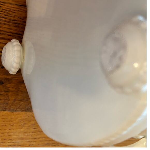 1950’s White Porcelain Cache Pot, Tray  from Alcora with Rams Decoration Rare - Picture 11 of 16